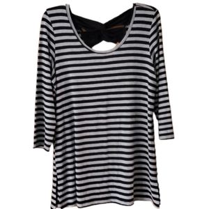 Ellen‎ Tracy Womans Black Striped Twist Back Tunic in Large